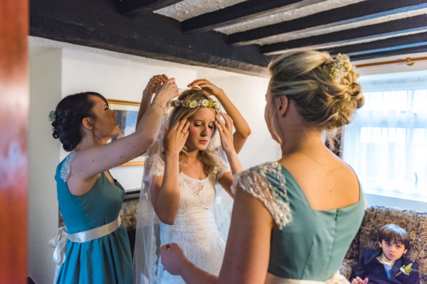 bridge house barn kibworth wedding