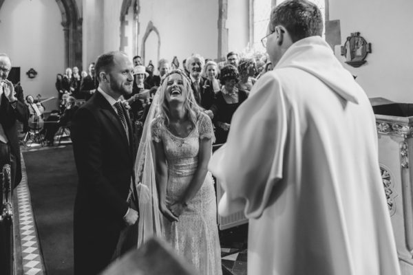 bridge house barn kibworth wedding