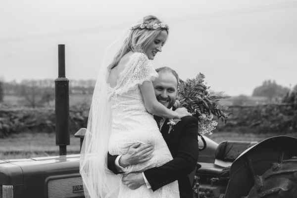 bridge house barn kibworth wedding