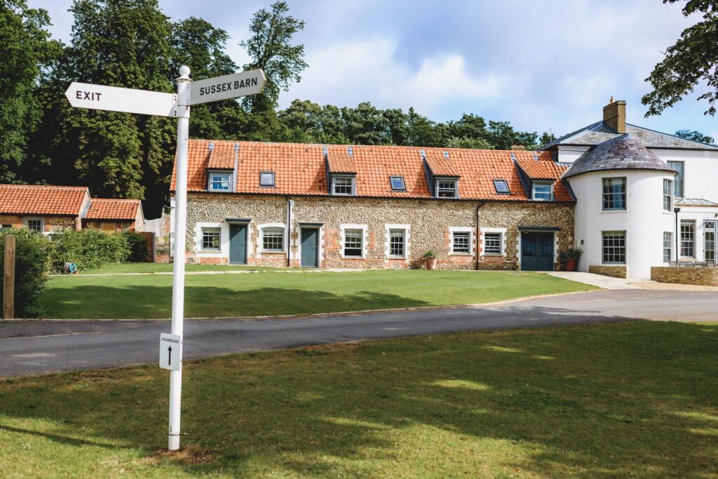 sussex barn norfolk wedding